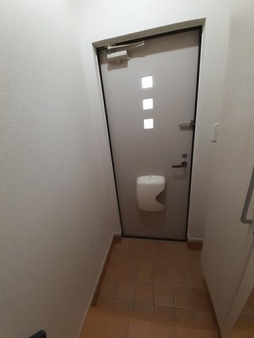 ウインズ　ガーデンの玄関|明るい玄関です