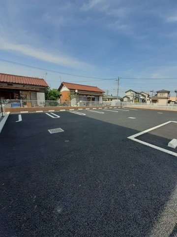 ラルジュ・コリーヌの駐車場|駐車場完備です