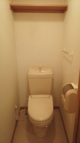 パインフィールドＡのトイレ|シンプルで使いやすいトイレです