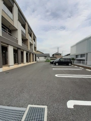 ベル　チェ　ドマーニの駐車場|駐車場があります