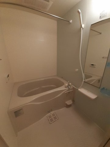 ソレイユコートＣの浴室|きれいなお風呂です