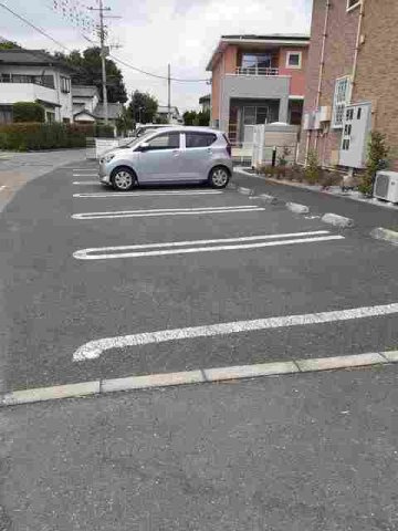 イーグルファイブⅡの駐車場|駐車場です