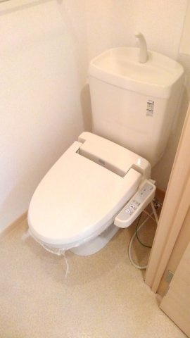 サンカルムのトイレ|落ち着いたトイレです