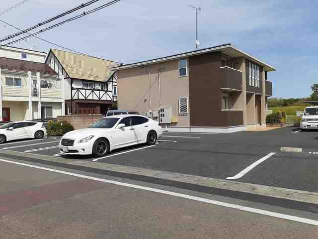 ファインブリーゼＡ・Ｉ　Ａの駐車場|駐車スペースもあります