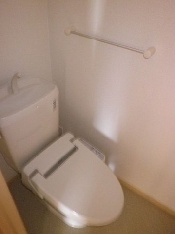 リヴィエールⅤＢのトイレ|清潔感のあるトイレです