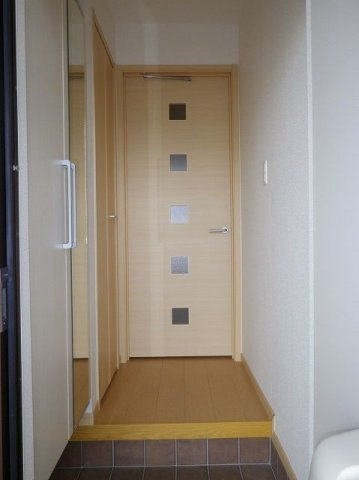 リヴィエールⅤＢの玄関|きれいな玄関です