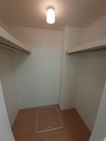 ポム　メゾンの収納|ちょっとした収納スペースも充実しています