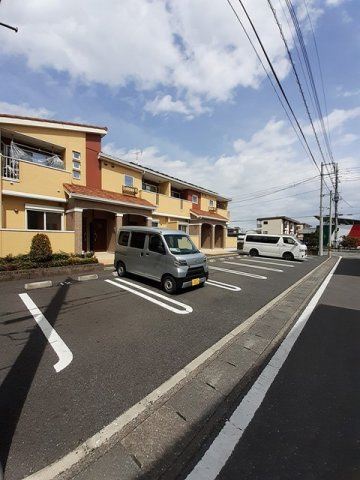 ポム　メゾンの駐車場|駐車場です