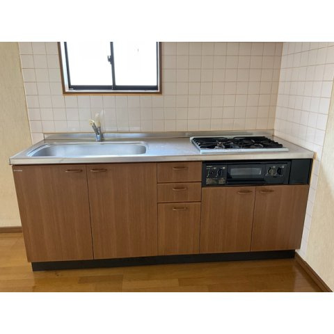 高崎市岩鼻町戸建てのキッチン|キッチンでお料理をお楽しみください