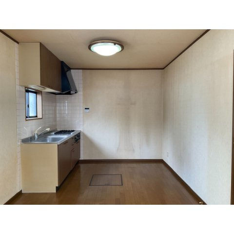 高崎市岩鼻町戸建ての居間・リビング|ゆったり過ごせる居間です