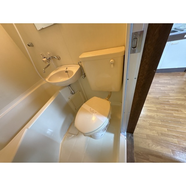 レオハイツのトイレ|トイレもきれいです
