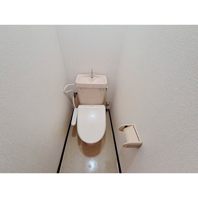 リトルバードのトイレ|落ち着いたトイレです