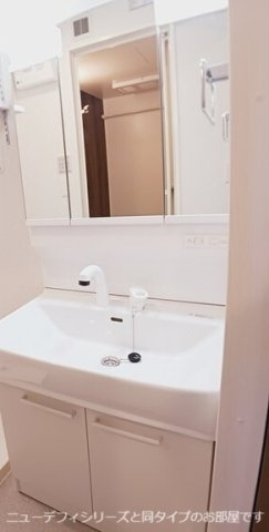ミルホイール　Ⅰの洗面所|コンパクトで使いやすい洗面所
