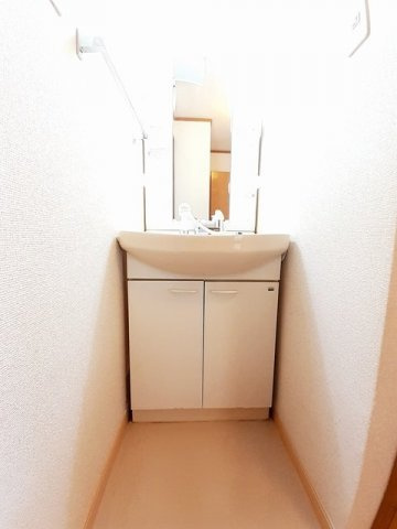 ローズヒルＳの洗面所|使いやすい洗面所です