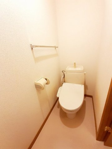 ローズヒルＳのトイレ|コンパクトで使いやすいトイレです