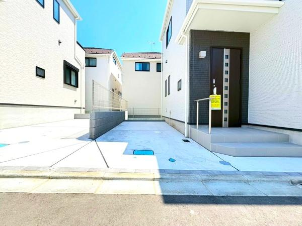 大和市福田５丁目の新築一戸建の駐車場|駐車場です！背の高いお車も駐車可能です！