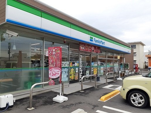 サンリットメゾンの周辺|ファミリーマート江良町まで180m