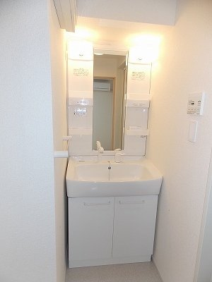 サンリットメゾンの洗面所
