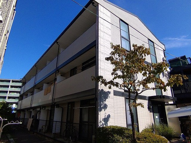 レオパレス高津の外観