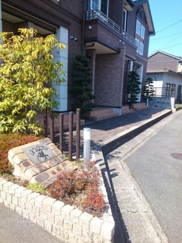 Ｉ．Ｓ　ＡＶＡＮＴＩのエントランス