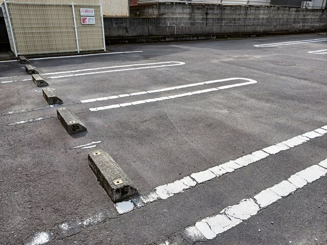 ファ－スト・ブランチⅡの駐車場