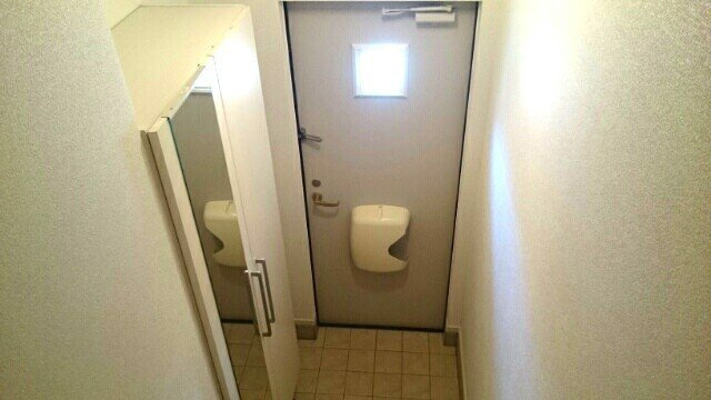 ツインスターの玄関