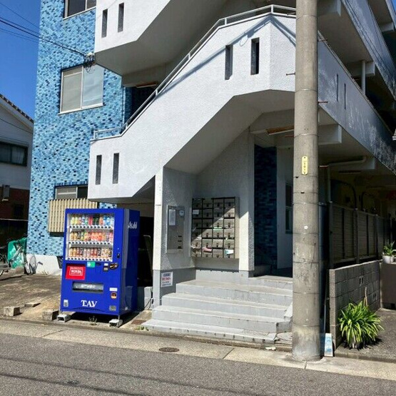 【エントランス】 | ウインズ庄内