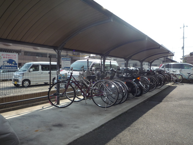 シーダーフィールドのその他共用部分|※駐輪場には、バイクの駐停車はできません。