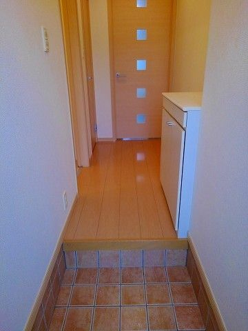 リヴァサ－ヂ　Ｂの玄関
