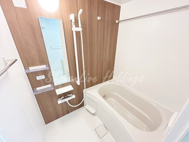 茅ヶ崎市小和田１丁目の賃貸マンションの浴室