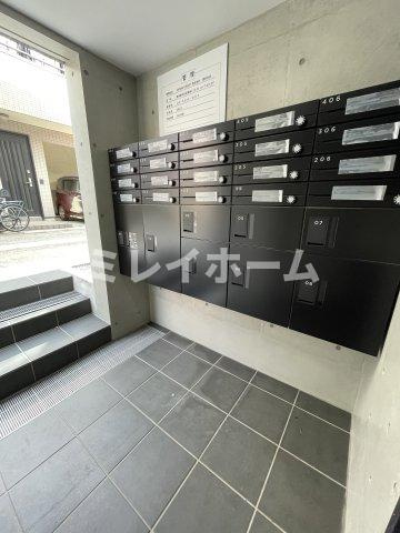 ジュネス蒲田のエントランス