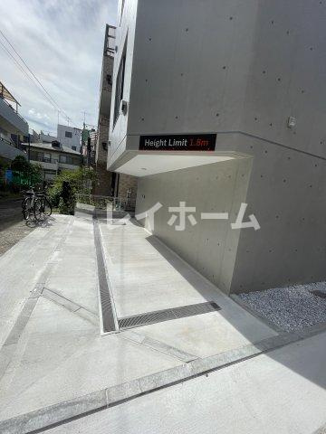 ジュネス蒲田の駐車場