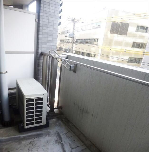 ウィステリア市ヶ谷のバルコニー