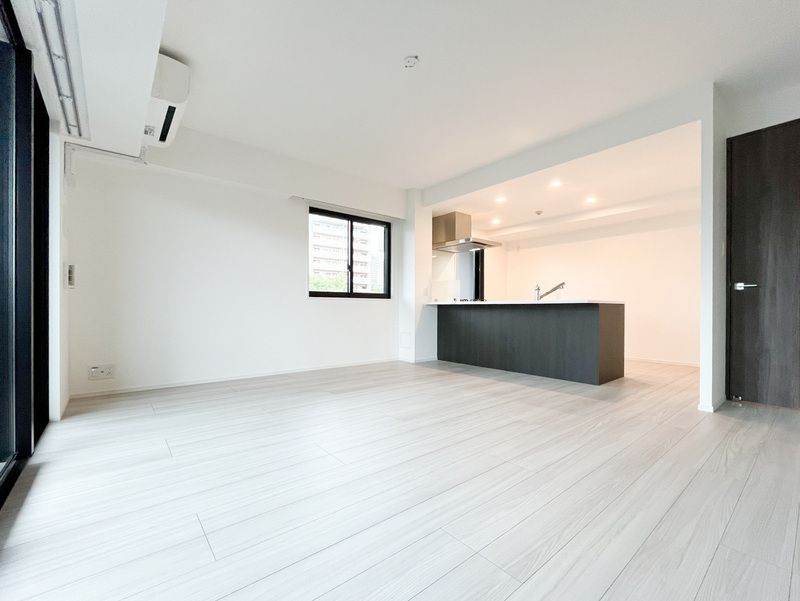 S-RESIDENCE百道aureateの居間・リビング