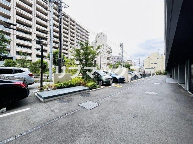 【駐車場】