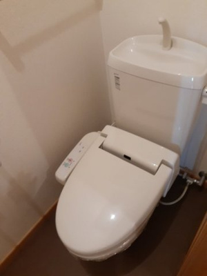 【トイレ】 | ルシュマンＣ | ゆったりとした空間のトイレです