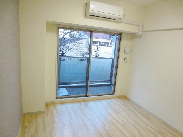 【寝室】アリビオ江坂垂水町