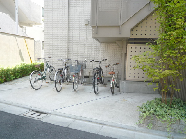 Ｂｌｏｍｍａ Ｈｕｓｅｔ　ブロンマ　ヒューセットのその他共用部分|★自転車置場★