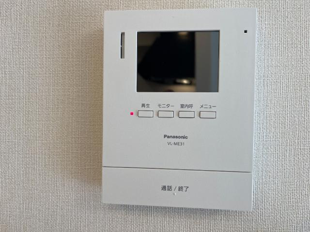 グランピュアの内装|カメラ付インターホン