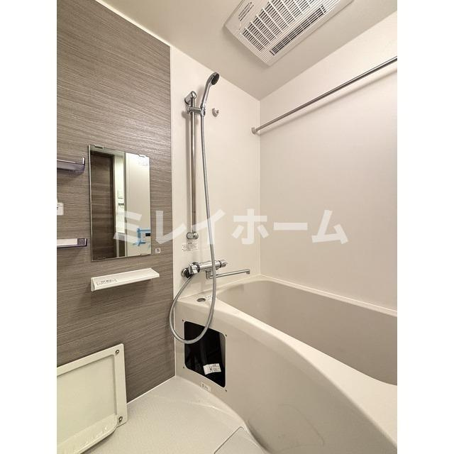 コンフォリアリヴ品川西大井の浴室