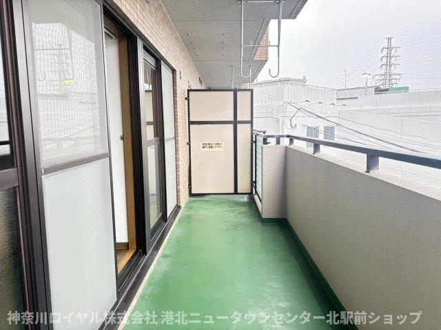 【バルコニー】