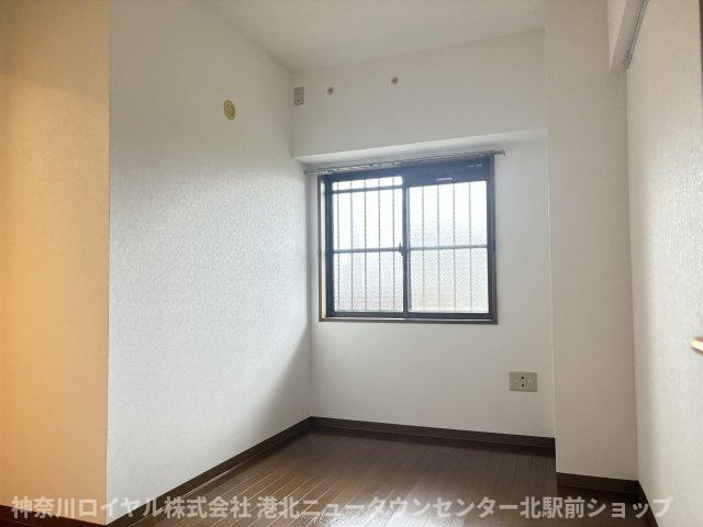 【寝室】