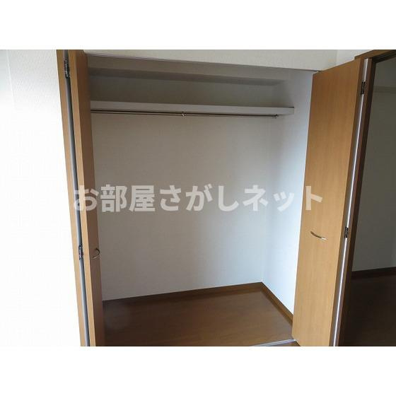 ＹＡＹＯＩ　ＣＯＵＲＴの収納|クローゼット