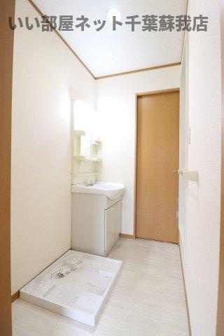 グレイスタウン蘇我Aの洗面所|脱衣スペースもあります