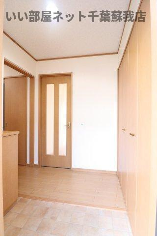 グレイスタウン蘇我Aの玄関|きれいな玄関です