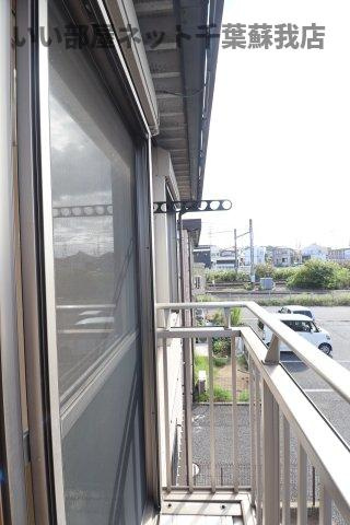 グレイスタウン蘇我Aのバルコニー|外からの目が気にならないバルコニーで洗濯物が干せます