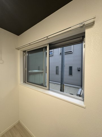 あんしん+宮川町08-3006のバルコニー