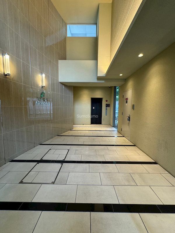 アドバンス大阪ルーチェのロビー