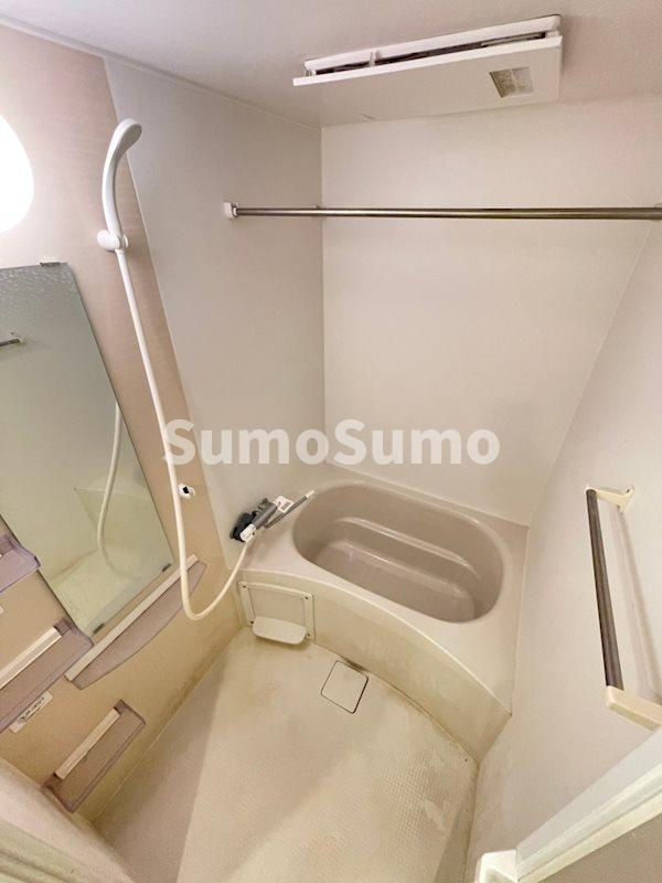 SERENiTE堺筋本町SUDの浴室