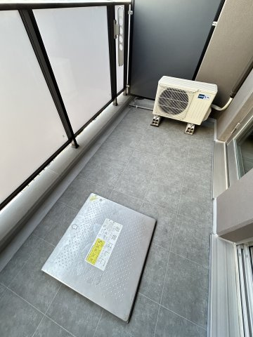 アーバネックス心斎橋EASTのバルコニー